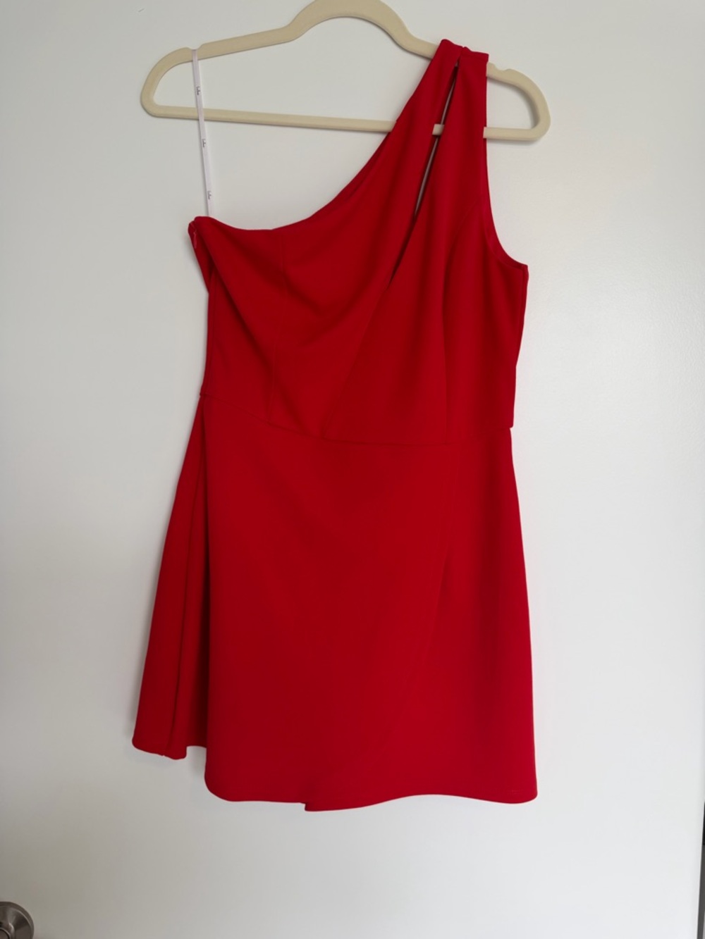 Lulu's One-Shoulder Red Cocktail Romper (M)